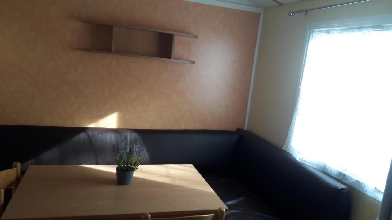 Mobil Home Camping 3*** Piscine Chauffee La Boissiere-de-Montaigu Kültér fotó